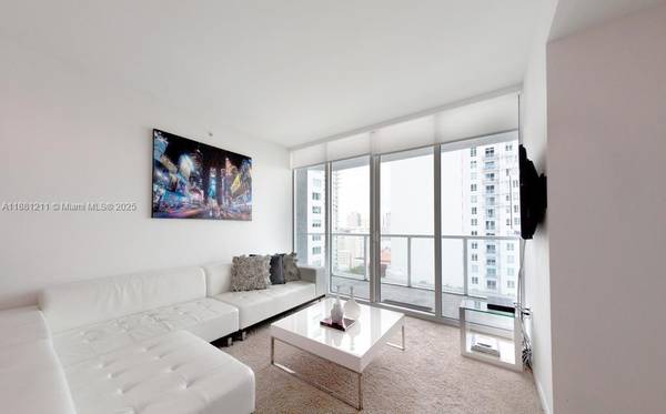 $3,500 / 2br - 929ft2 - Elegant 2bd Condo at Vizcayne North Tower, Miami (Downtown Miami)64049281797379122