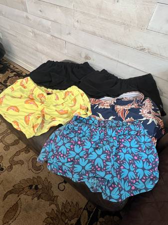 Patagonia Women's Barely Baggies Shorts - 5 Pairs - 4 Small 1 XS 1