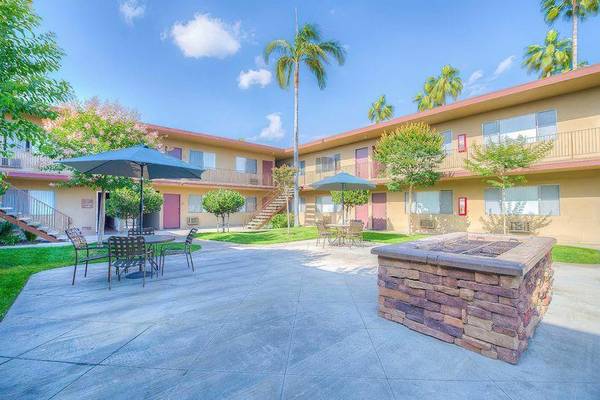 $1,690 / 340ft2 - Acceso controlado, Lavavajillas*, Patio interior, Armarios grandes (West Covina)63829233318657123