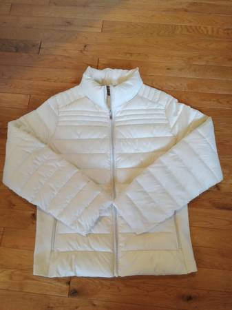 Puffer Jacket Eggshell Color Lightweight NWOT Women's XL By CI SONO 1