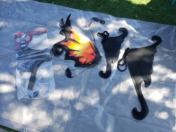 Costume Wings - black curvy & Monarch butterfly 1