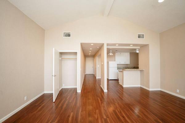 $1,725 / 1br - 620ft2 - Internet & Cable Ready, Remodeled Apartment Homes Available (fairfield / vacaville)63657829502467122