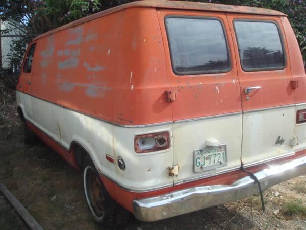 1972 Dodge Tradesman B200 van, 360 w/title, needs work - $800 (Must sell by Sunday.  Federal Way)63470611368193123