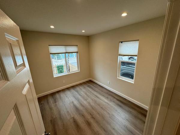 $1,300 / 1br - 600ft2 - Rio Del Mar Triplex in cul-de-sac (aptos)63888990097409122