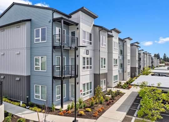 $2,350 / 2br - 920ft2 - 2BR con encimeras de cuarzo + piscina estilo resort y espacio para barbacoa! (6th Ave - Tacoma)63850641112835120