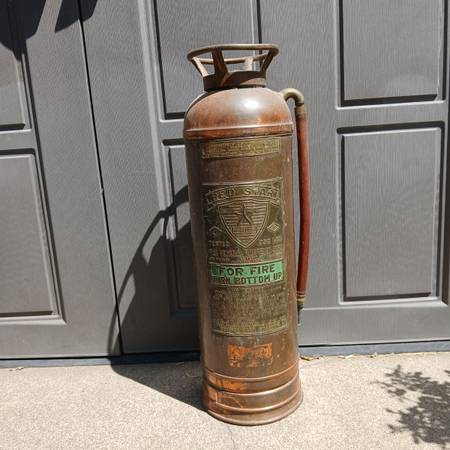 1960s Fire Extinguisher 1