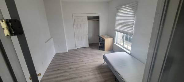 Quiet Carmichael Single Rooms for rent 1