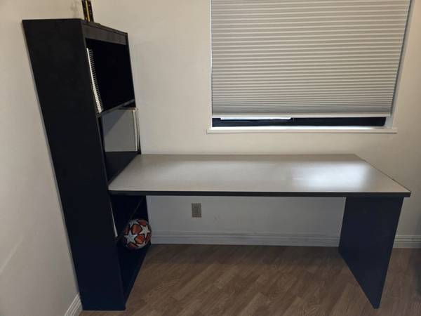 Mesa de escritorio o conferencia - grafito y gris claro - $20 (sur de San Francisco)63439956972801123