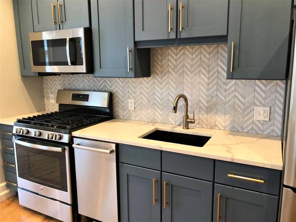 $3,100 / 1br - Mission Hill 1 Bed/1 Bath | In-Unit Laundry + Roof Deck | Near Roxbury63614178737793123