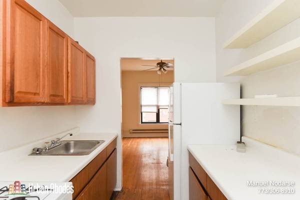 $1,695 / 1br - 700ft2 - Dynamic 1 Bedroom, 1 Bath in Wrigleyville, Available: 11/1/2025 (Wrigleyville)64041646250113122