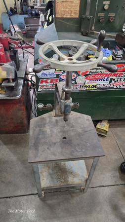 Vintage Lassy 12F Thread Tapping Machine with Tooling 1