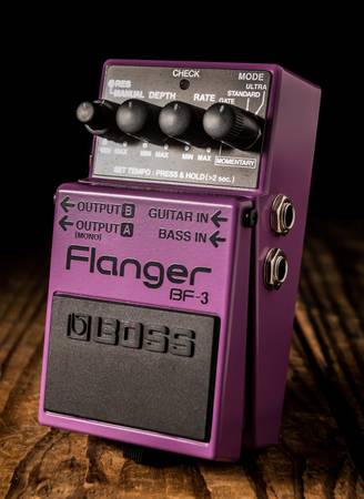 BOSS BF-3 Flanger Pedal 1