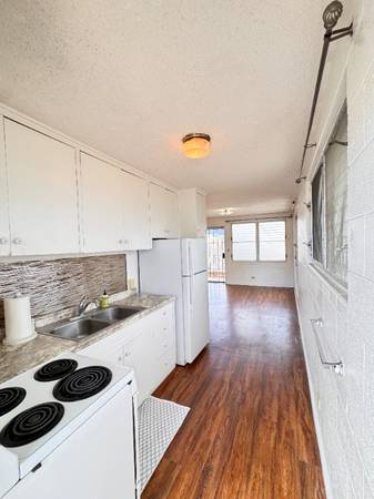 $2100.00 / 2br - 607ft2 - Convenient 2BD|1BA unit in Moiliili (near University of Hawaii). PETS63939394135171120