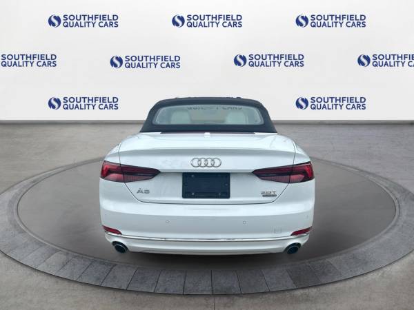 2018 Audi A5 Cabriolet Premium Plus descapotable, blanco glaciar - $18.458 (LLAME AL 313-263-7351 PARA VER DISPONIBILIDAD)63470236862467124