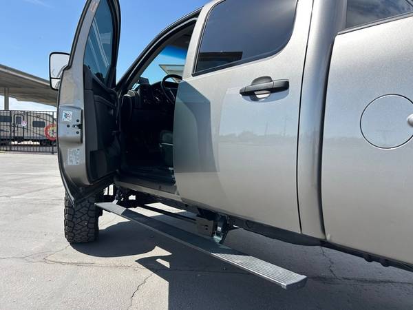2013 Chevrolet Silverado 2500HD LT Crew Cab 4WD - $39,990 (Queen Creek)63612767880707122