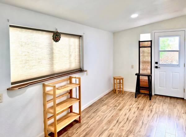 $220,000 / 2br - 1250ft2 - Open House 10:30-1:00 Sat. 8/30/25 (Desert Hot Springs)63758659071235124