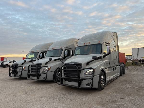 NEW TUCKS ARRIVED! DRIVERS NEEDED! 1