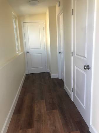 $1,375 / 1br - 325ft2 - Pacific Beach Very Nice One bedroom (Pacific Beach)63701704854019122