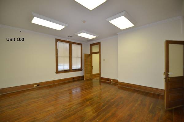 $950 / 790ft2 - Office Space on Oak St. near  So. Carrollton ave. (Carrollton)63903538674307122