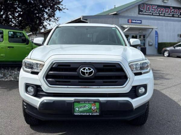 2016 Toyota Tacoma Doble Cabina SR5 Pickup 4D 5 ft Modelo Crédito Garantizado - $25,995 (+ 405 Motors)63623387640833121
