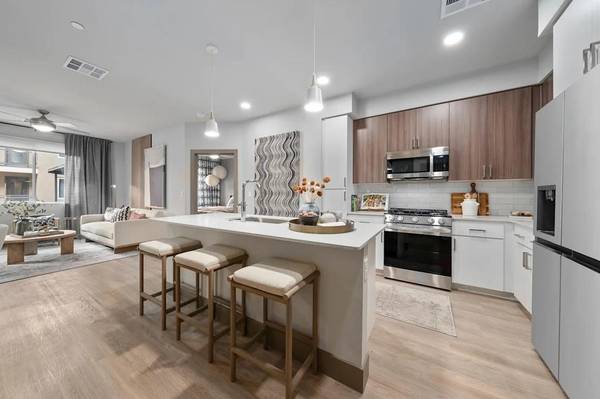 $2,850 / 2br - 1351ft2 - Exclusive 2 BR Residences, Quartz Countertops, Designer Lighting (Tempe)64024997175042120