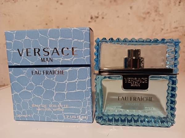 Versace Eau Fraiche 1