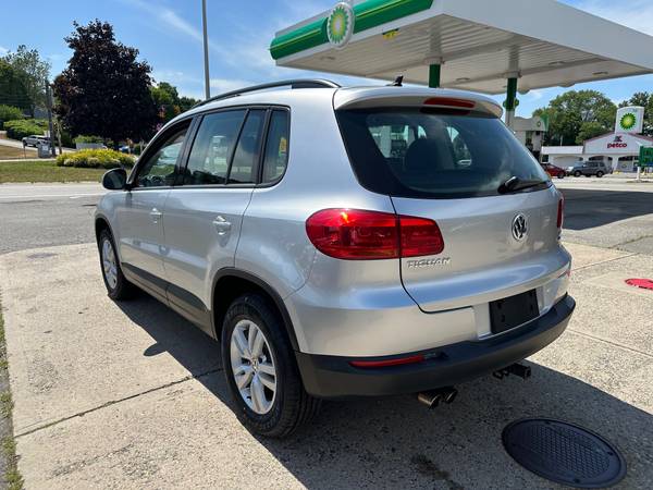 2017 Volkswagen Tiguan S AWD ** 113,967 Millas ** - $8,995 (Peabody)63623687156481121