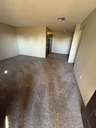 $1,029 / 3br - 986ft2 - 1Month free Move in Special/EE207 3b2b Pioneer, Upper, Stainless (Laughlin)63799567910401123