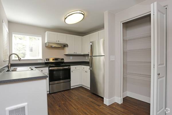 $748 / 1br - 610ft2 - Lents 2000- Low-Income Housing Waitlist Applications-1bd,2bd,3bd Units (8940 SE Reedway St, Portland, OR)63777118070401124
