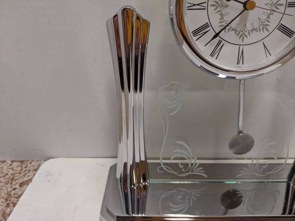 Danbury Desk Pendulum Clock 1