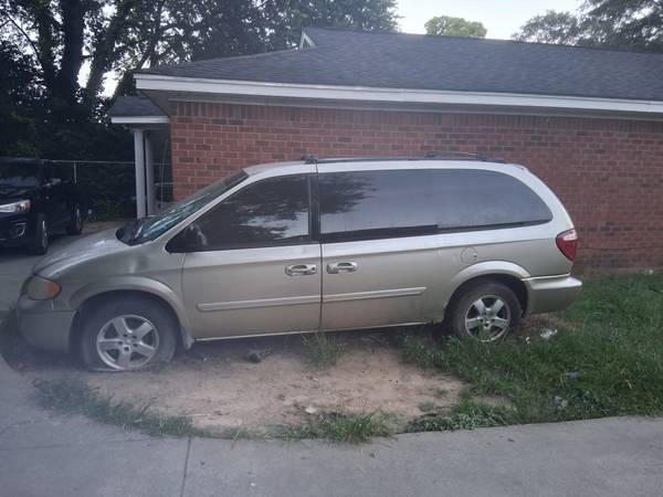 2005 Dodge Caravan $1000 o mejor oferta - $1,000 (Orangeburg)63613598027395121