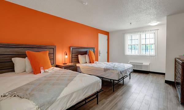 Free Parking, Low Weekly & Monthly Payment Options 1