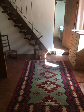 $580 / 1br - 144ft2 - $580   ARTISTIC HAVEN   1 bedrm + shared guest rm (LA CIENEGA)63806019854979122