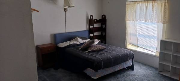 Temporary housing for Construction worker, student, nurse. 1