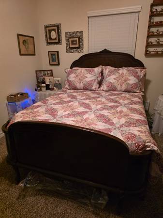 Antique Full size Mahagony wood 1