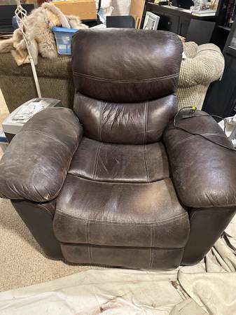 Brown Recliner, free 1
