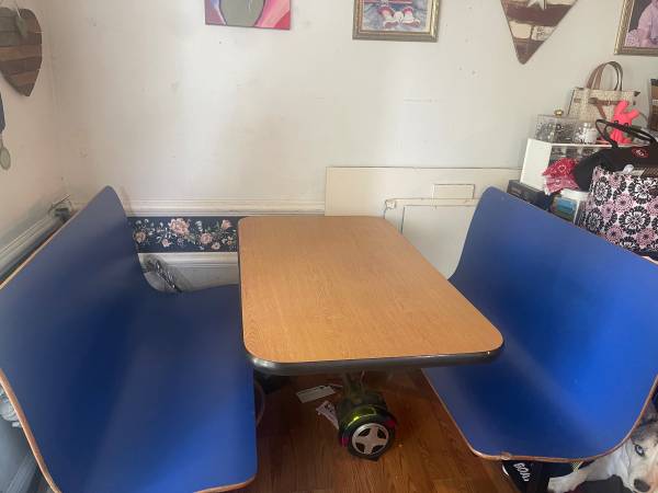 Restaurant style booth/ dining table 1
