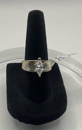 Sterling Silver & Marquis Cubic Zirconia Size 6 Ring 1