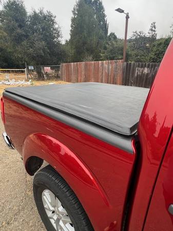 2016 Nissan Frontier SV 4x4, 4 Door, Red with Bed Cover - $15,500 (san leandro)63654701676931123