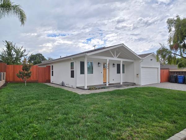 $4,995 / 3br - 1645ft2 - Espaciosa casa independiente, completamente renovada de arriba abajo, impresionante (milpitas)63861100891393121