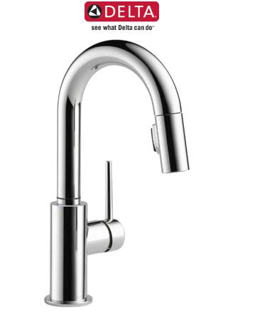 Delta kitchen faucet (new) - chrome finish 1