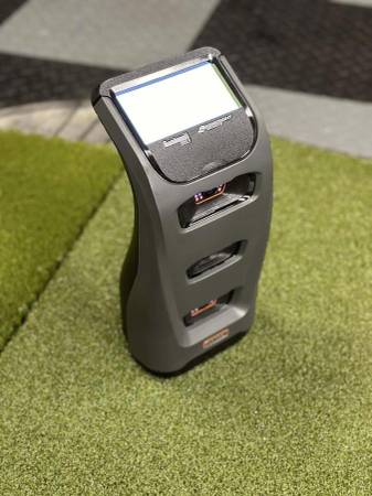 Bushnell Launch Pro (with Club Data), Fiberbuilt Mat, 1