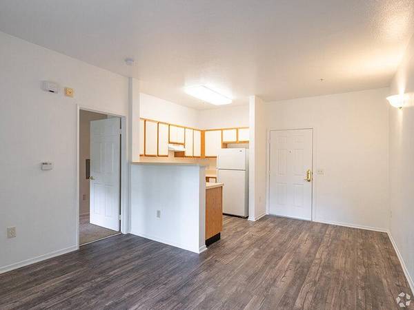 $1,732 / 2br - 720ft2 - Inviting 2 BR Retreat-Senior Living with Resort-Style Perks! (vallejo / benicia)64017515911043121