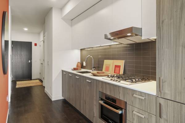 $2,612 / 1br - Waterside Convertible One Bedroom-W/D, Gyms, Pools-Lake Shore East (Lakeshore East)63960148178819121