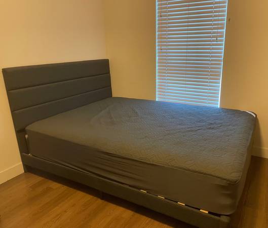 Koreatown a Northridge531166432047943682