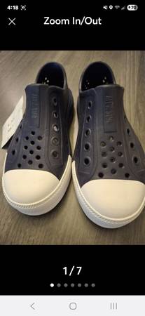 Kids size 4 Converse slip on slides slippers 1
