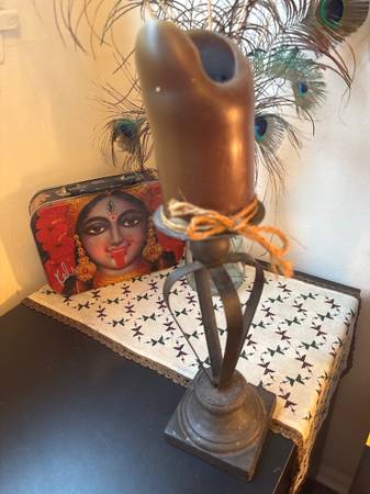 Gothic Wrought iron candleholder w/ candle - $10 (Hollywood Hills)63471470050945121