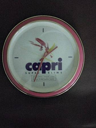 Battery wall clock 1