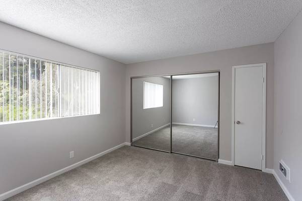 $2,395 / 1br - Don't miss out! Incredible move in deal on this 1 bed 1 bath! (Del Mar - San Diego)63701782023425124