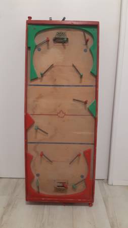 Vintage Table Hockey Game 1